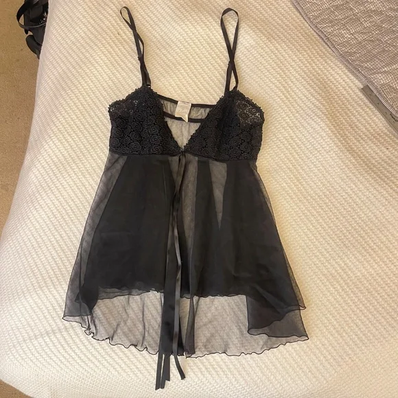 Black Lace Chemise - Picture 2 of 9